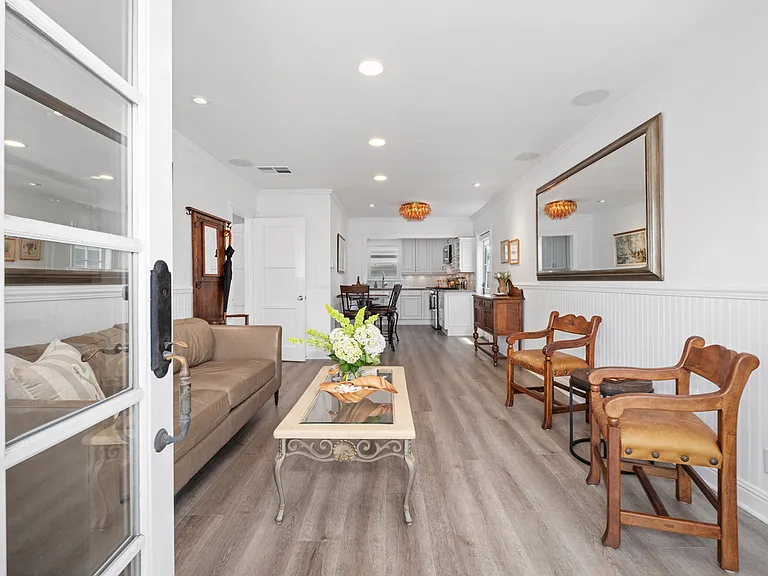 708 Avocado Ave #1 — Photo 4