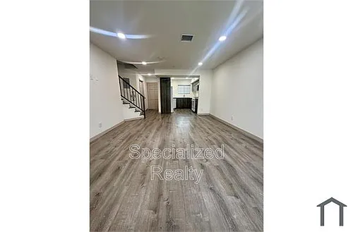 115 W Cypress St #8 Photo 1 115 W Cypress St #8 Photo 1