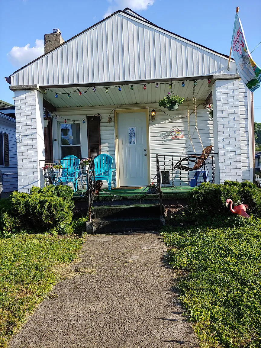 1804 Charles St photo 1