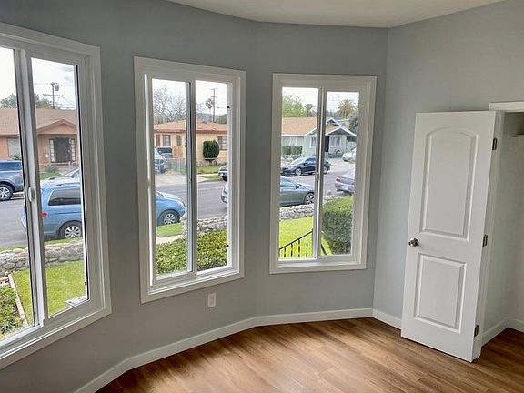 Perfect office/bedroom space