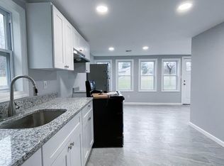53 Station Ave, Franklinville, NJ 08322