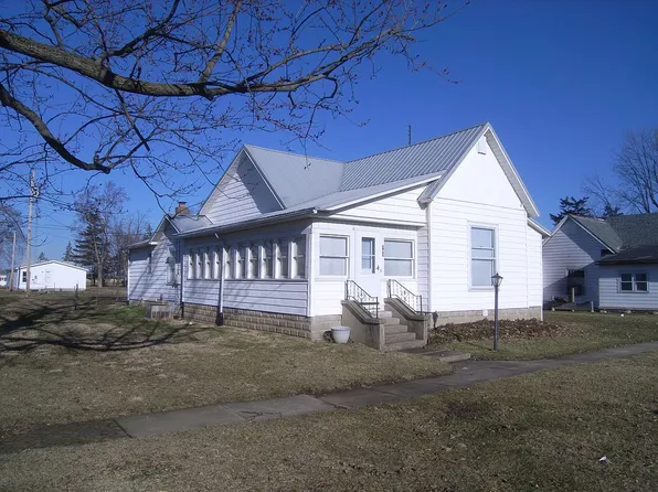 107 N Wayne St, Mendon, OH 45862