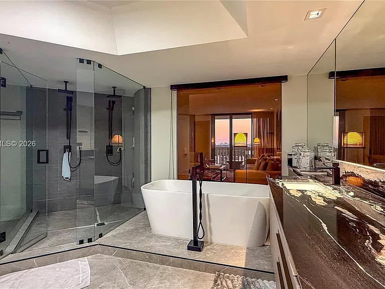 2000 Island Blvd #2404 — Photo 9