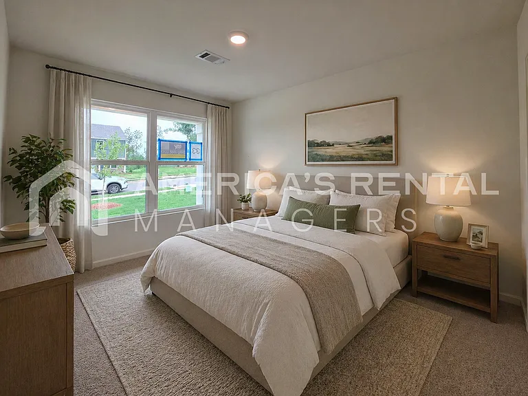4325 Henry Rd — Photo 9