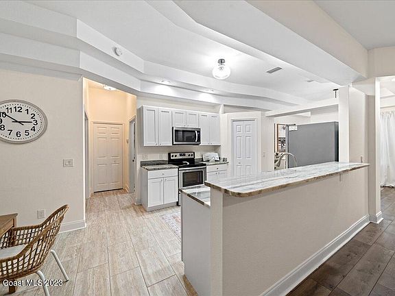 5th image of 3062 Nina Ct