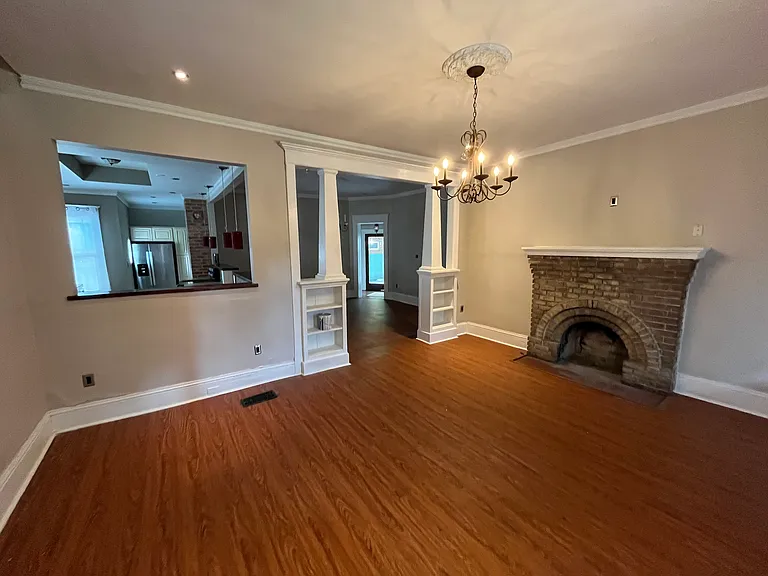 2263 Gilmore St — Photo 11