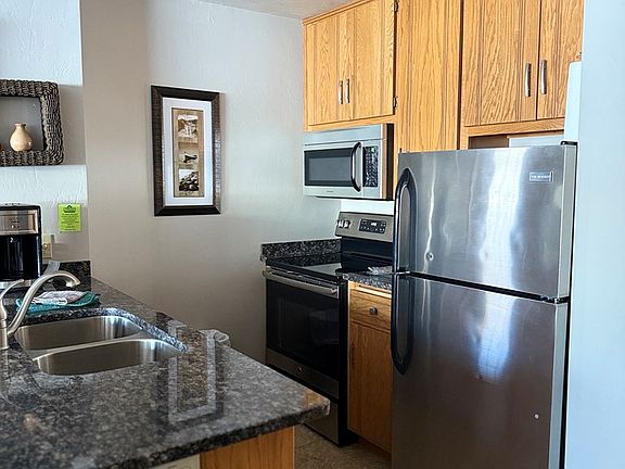 5th image of 7888 Church St #131