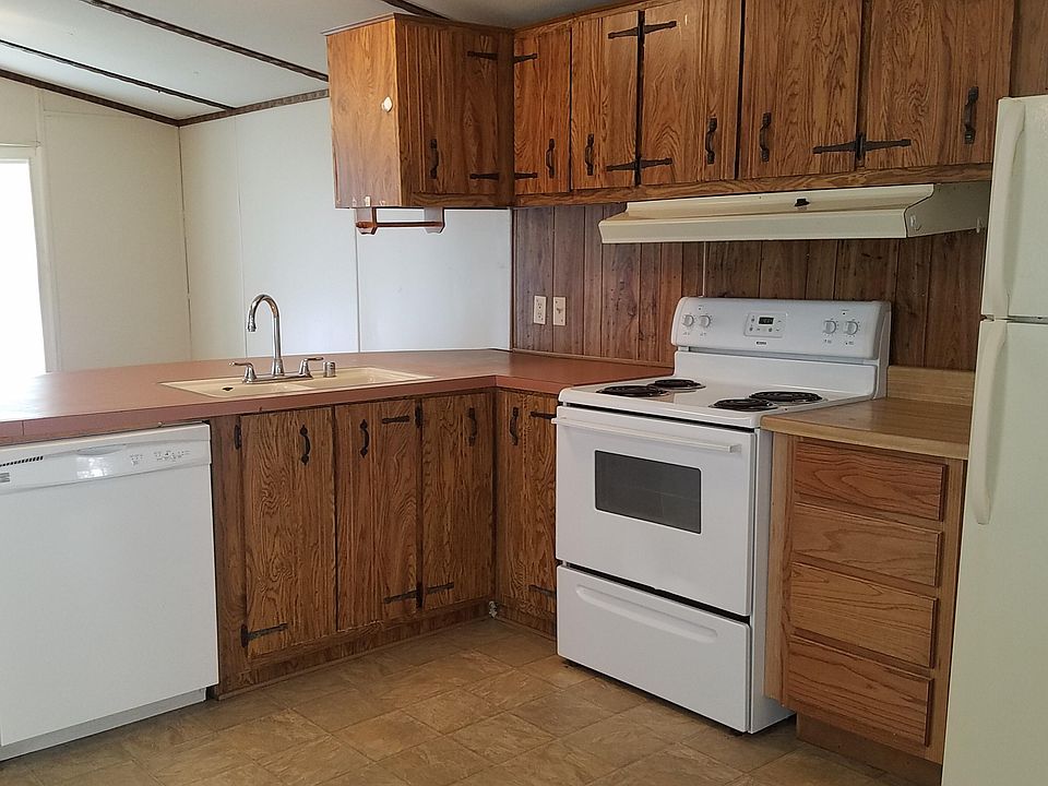 1st image of 10505D Broadway Dr