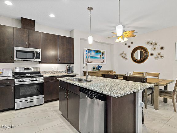 5th image of 225 Coral Reef Way