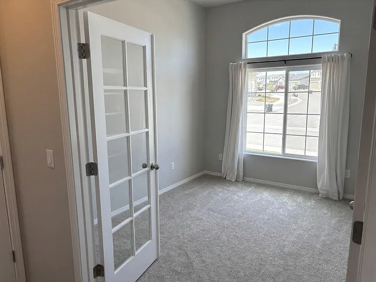 9377 Mayflower Gulch Way — Photo 3