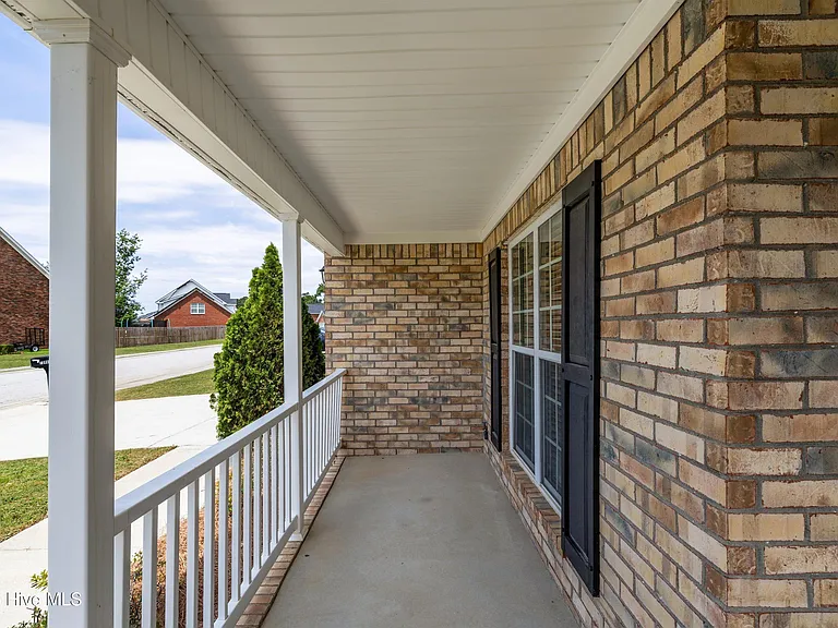 7598 Pleasantville Way — Photo 6