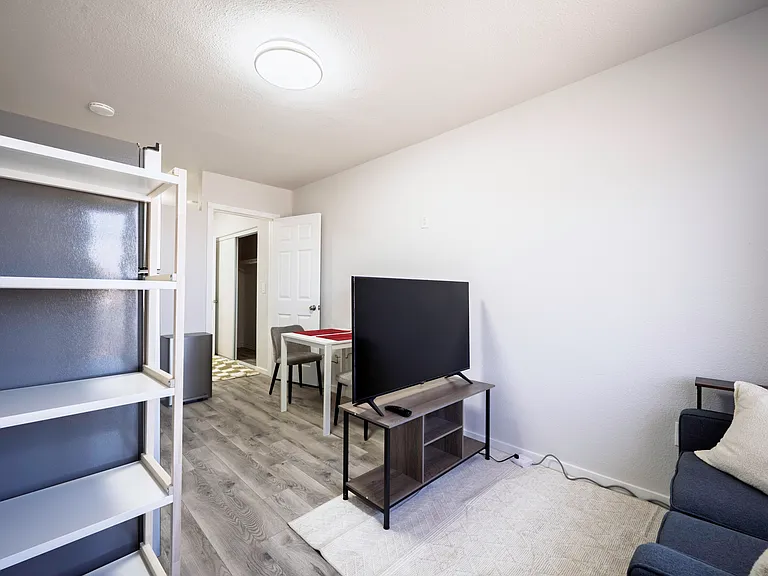 343 Tungsten Street Studio - For Sale-6_03042026