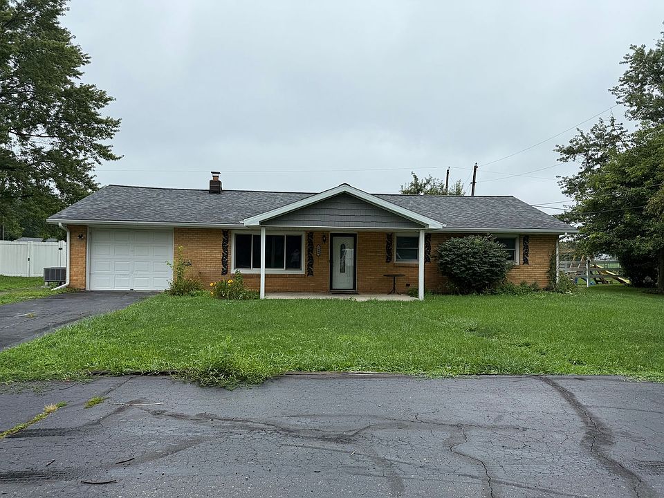 1st image of 7989 N Royerton Park Dr