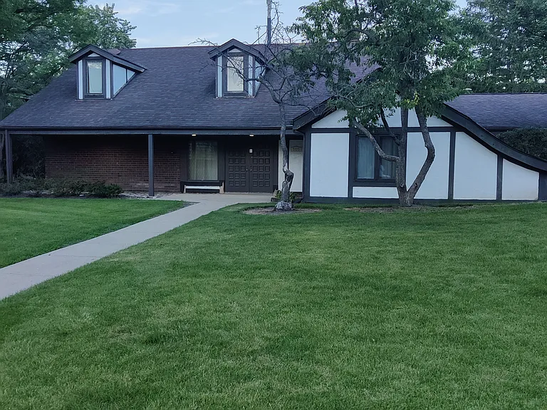 The Club house.