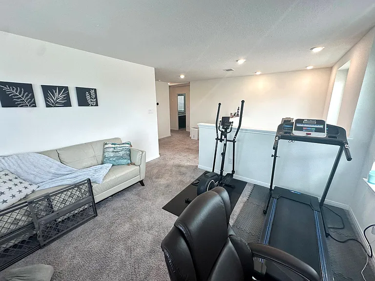5027 Hickory Deer Ln — Photo 14