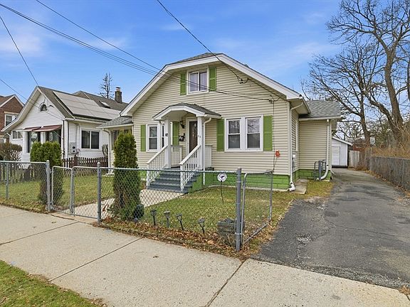 3rd image of 24 Jasper St