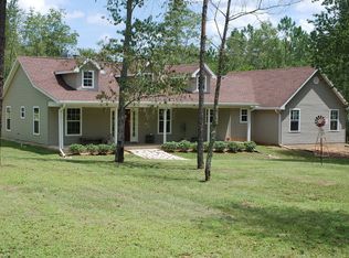 17826 Lecil Ln, Dade City, FL 33523