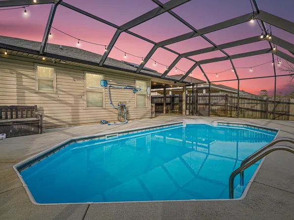2405 Duncan Ridge Dr, Navarre, FL 32566