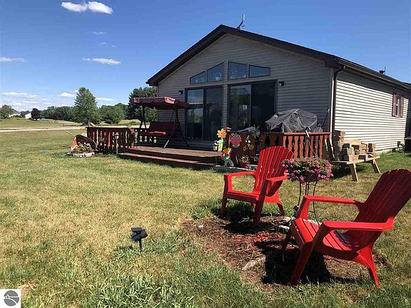 5th image of 1010 La Cruz Ct