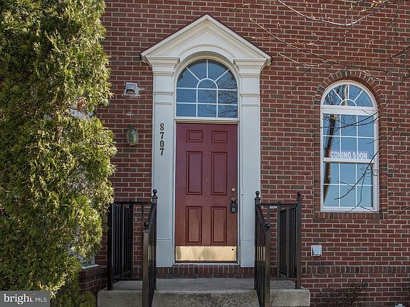 3rd image of 8707 Chorley Way