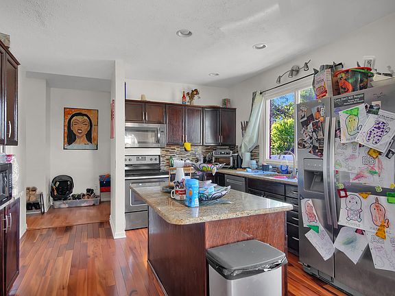 5th image of 20411 Poinciana
