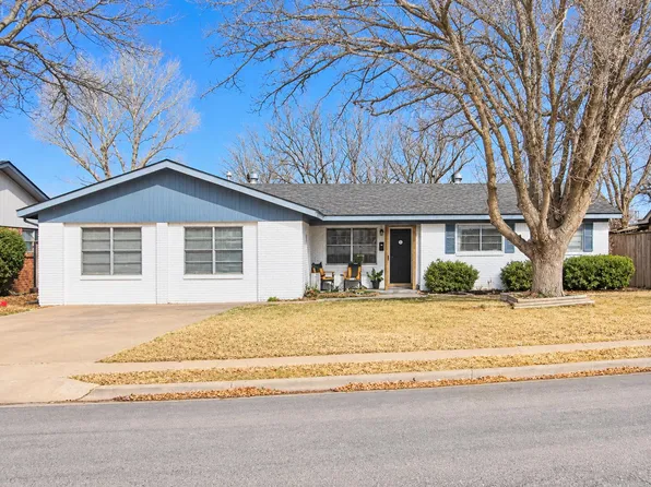 4818 15th St, Lubbock, TX 79416