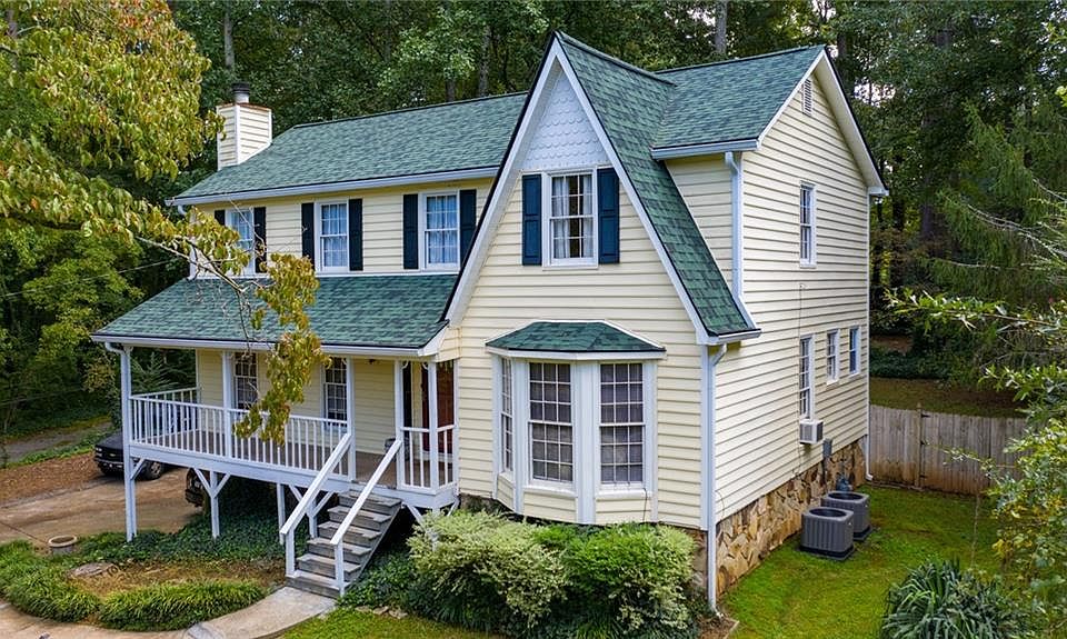 1st image of 607 Colony Ct