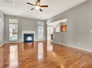 10 Green Bank Ln, Simpsonville, SC 29681