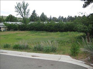 4th image of 1110 Springs Pl