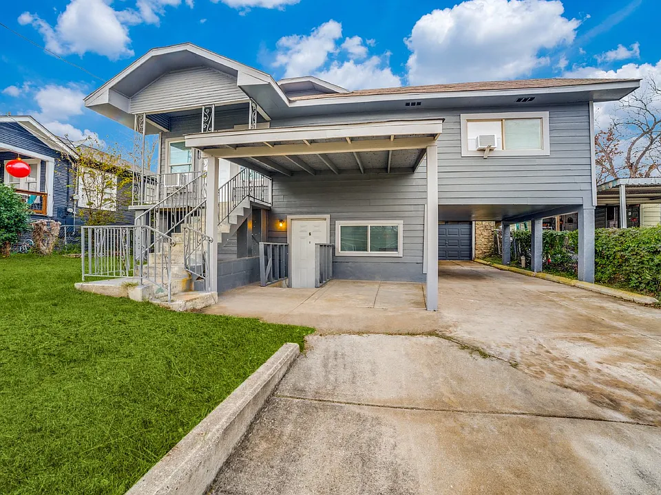 1311 Kayton Ave #1