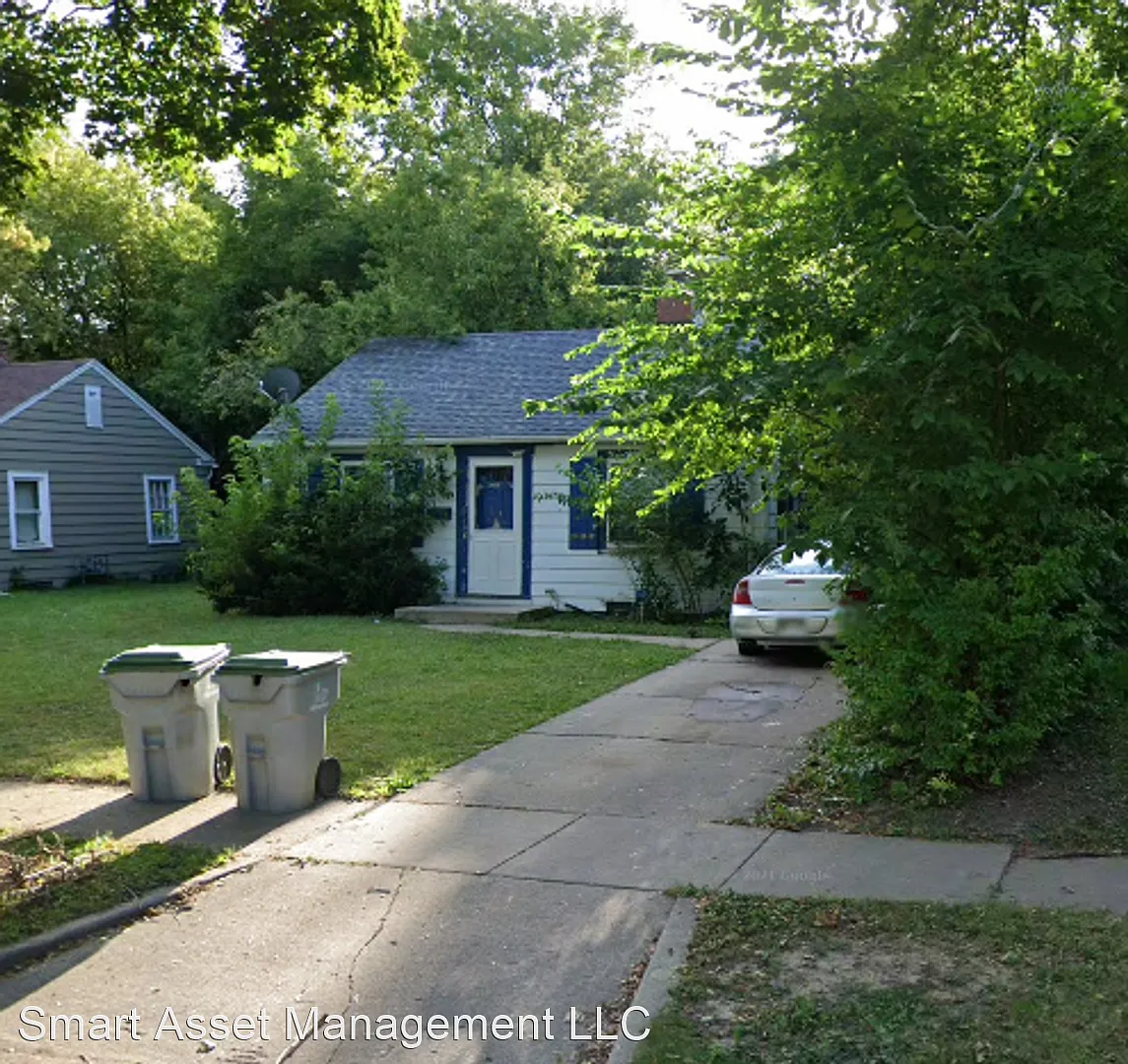 4861 N 53rd St photo 1