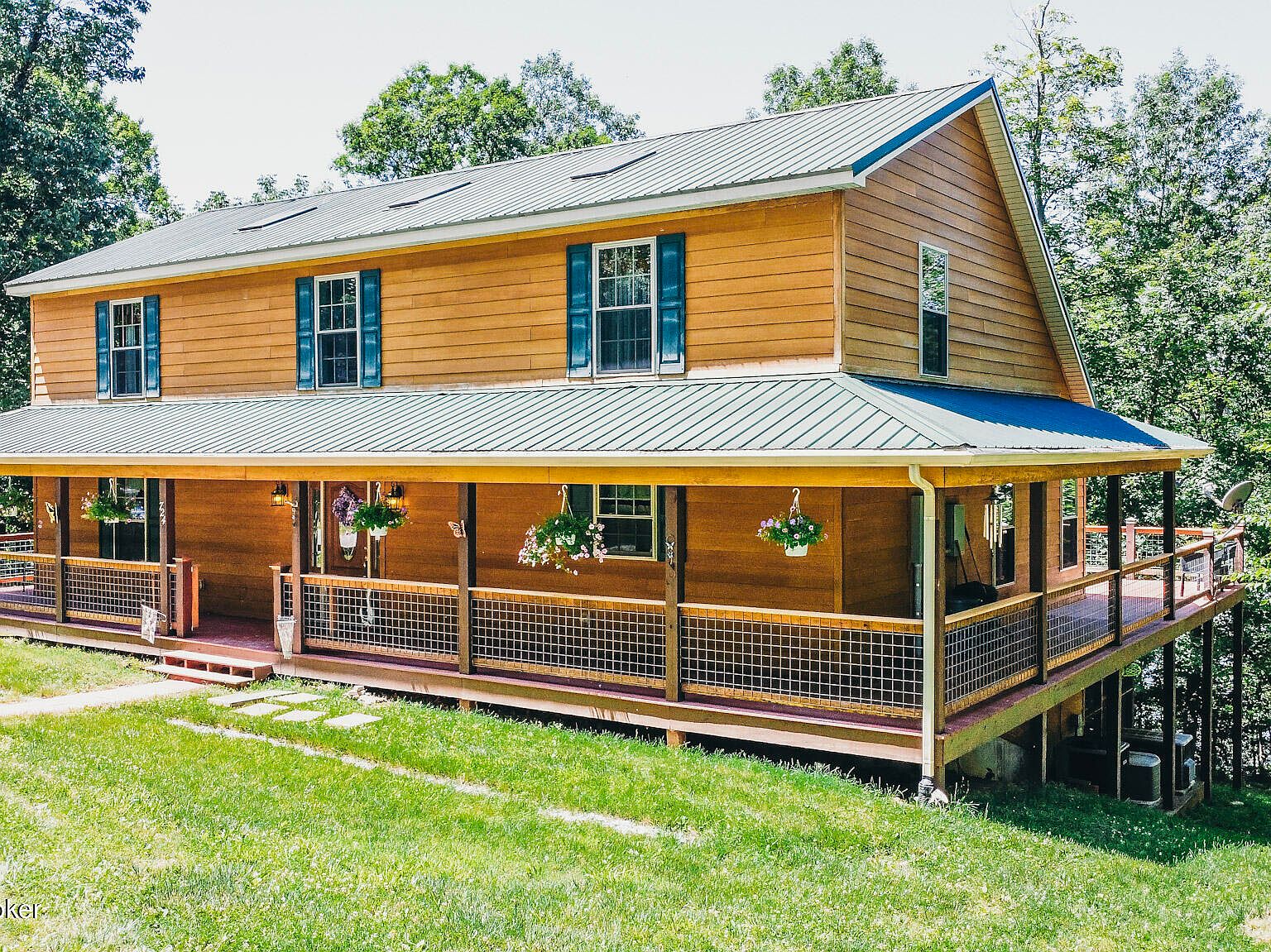724 Elm Hill Ln, Leitchfield, KY 42754 | Zillow