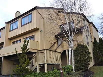 1st image of 10 Arapaho Ct