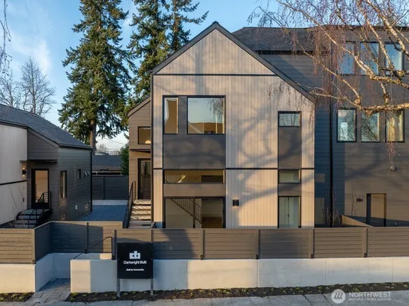 3203 28th Avenue W #B, Seattle, WA 98199