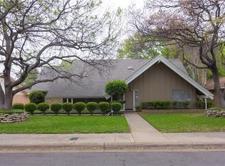 2109 Juanita Dr, Arlington, TX 76013
