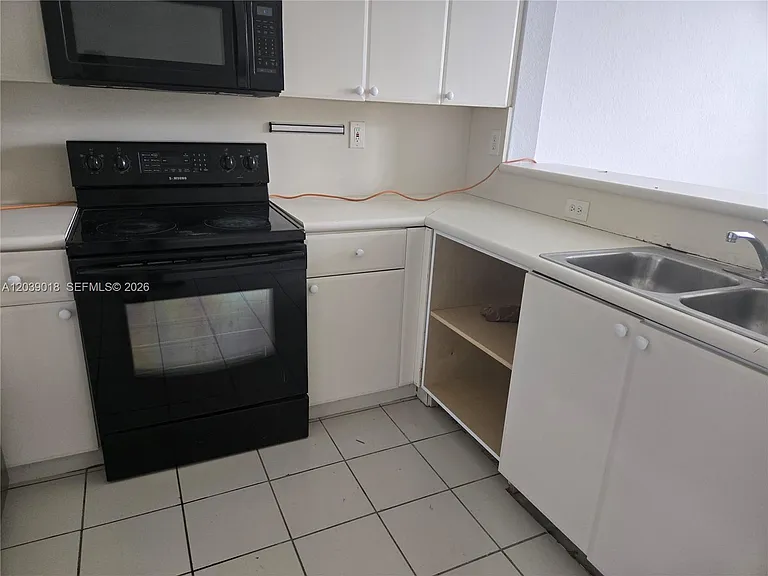 2460 SE 16th Ter #200 — Photo 7