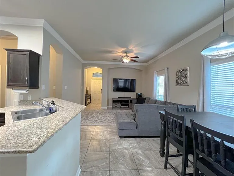 244 Fieldstone Pl — Photo 6