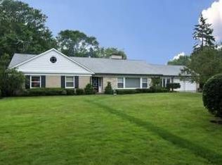 150 Westview Rd, Winnetka, IL 60093