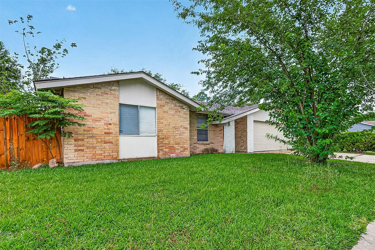 Building Photo - 10402 Permian Dr