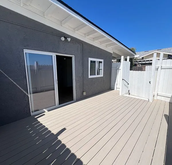 2869 Ridgeway Dr — Photo 1