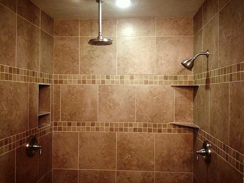 2nd image of 819 Autumn Point Ln