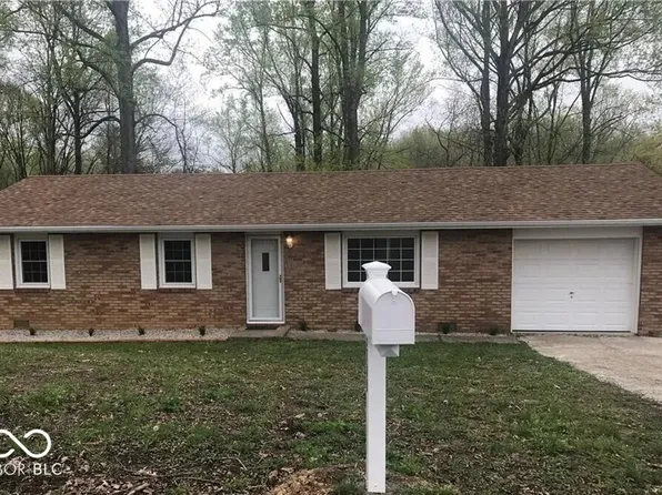 5708 W Hensler Rd, Hanover, IN 47243
