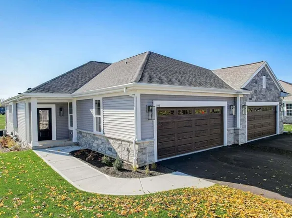 510 Hickory Hollow ROAD #0301, Waterford, WI 53185