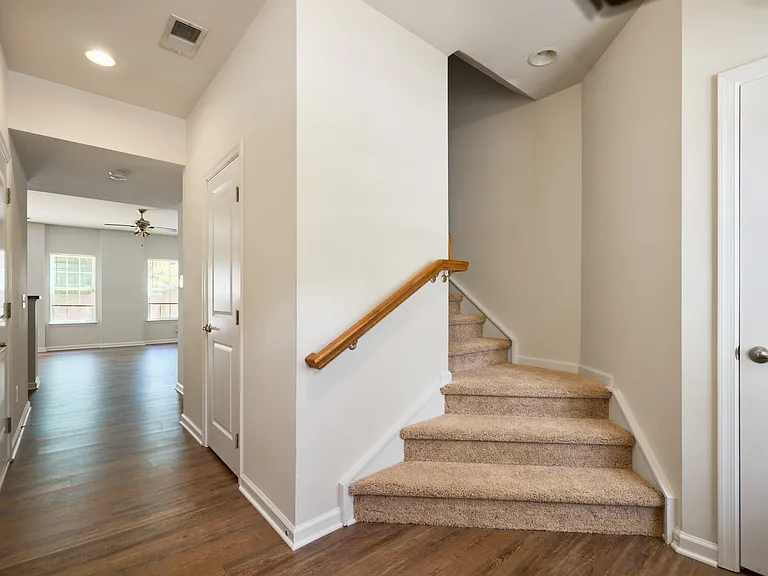 457 Woodbark Ct — Photo 12