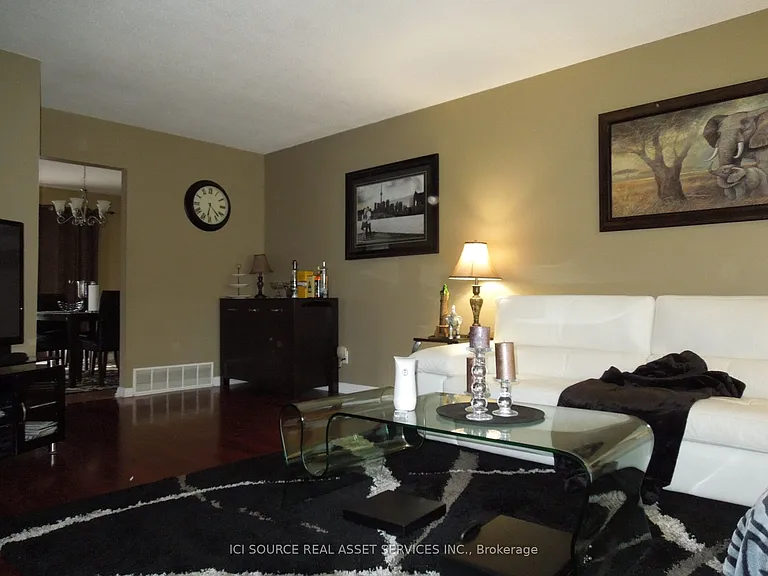 129 Ormond Dr — Photo 5