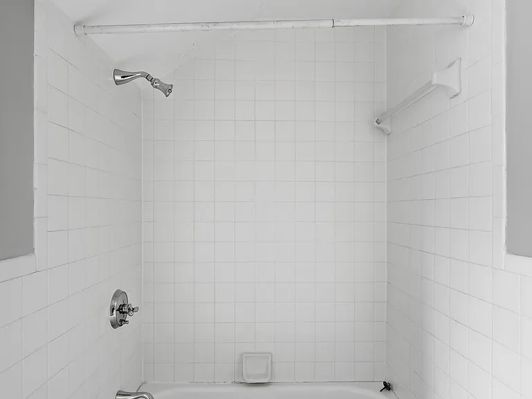 3774 Drake Ave — Photo 38
