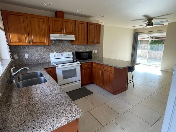 4008 Keaka Dr #A, Honolulu, HI 96818