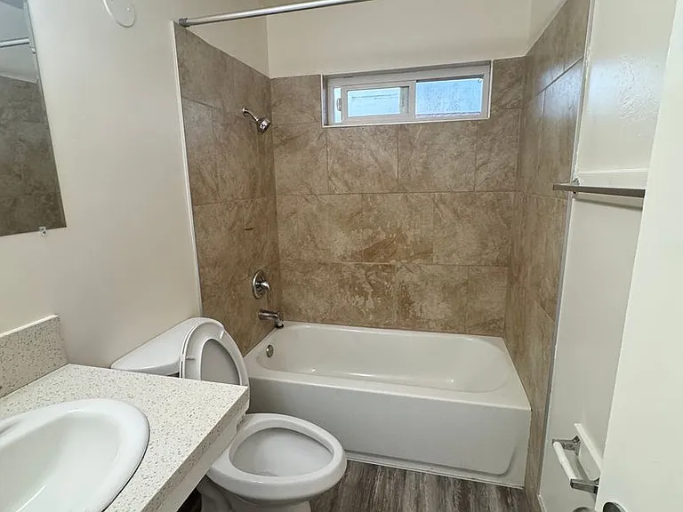4327 Altadena Ave — Photo 18