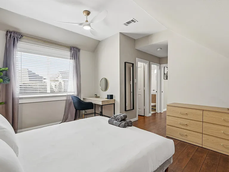 4843 Golfside Dr — Photo 35