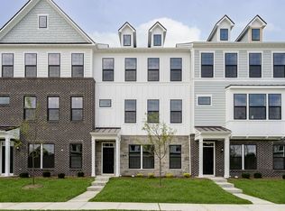 10959 Belgian Ln, Zionsville, IN 46077